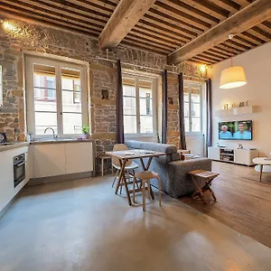 Appartement La Nuit Saint Georges, Lyon