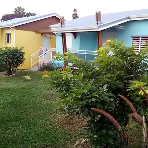 Beauvalette Hébergement de vacances Sainte-Anne (Grande-Terre)