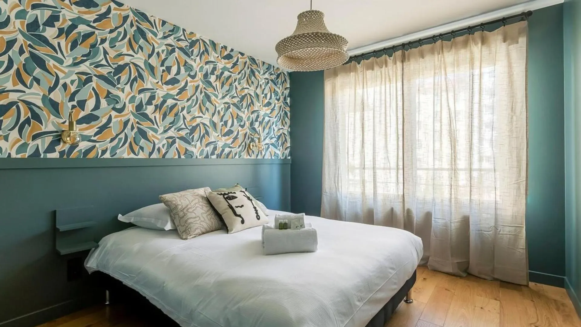 Lyon 8Th 3-Bedroom Apartment - 6 Guests France