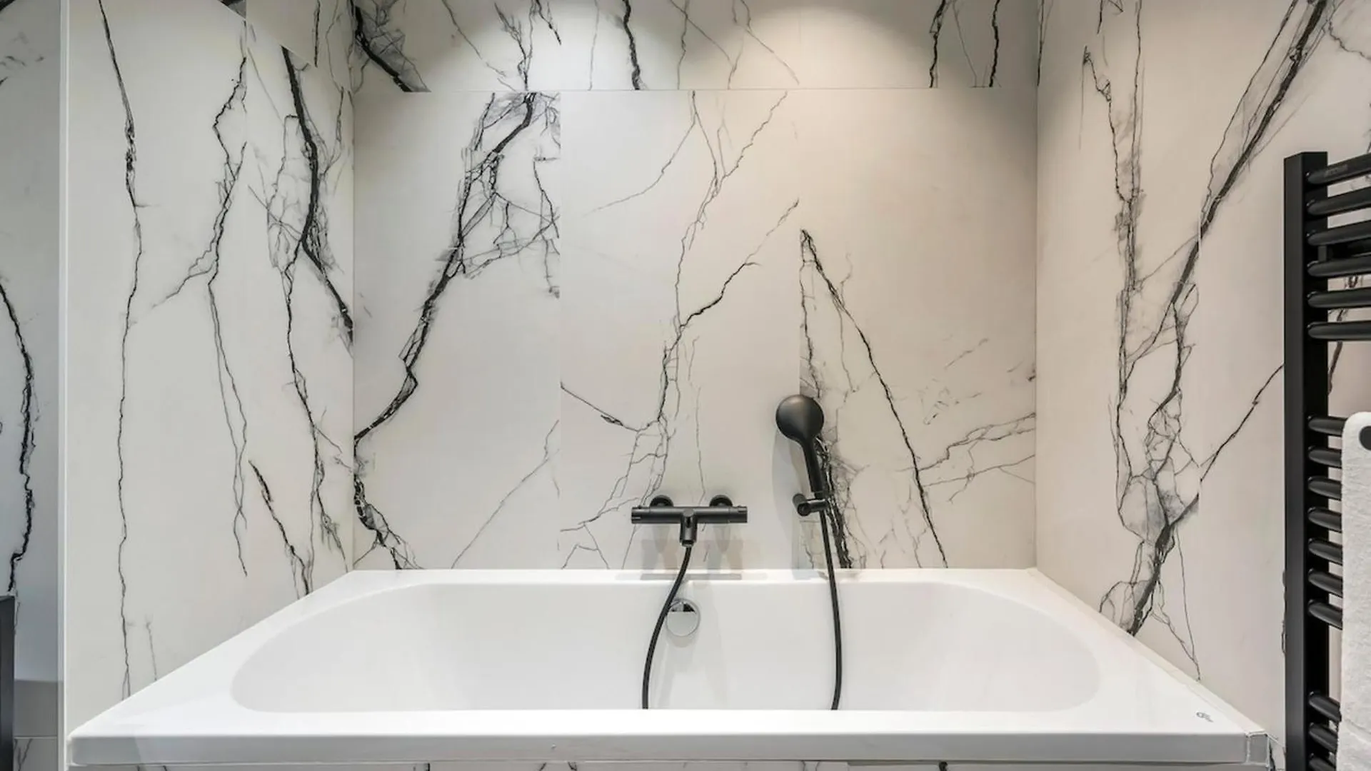 Lyon 8Th 3-Bedroom Apartment - 6 Guests 0*,  France