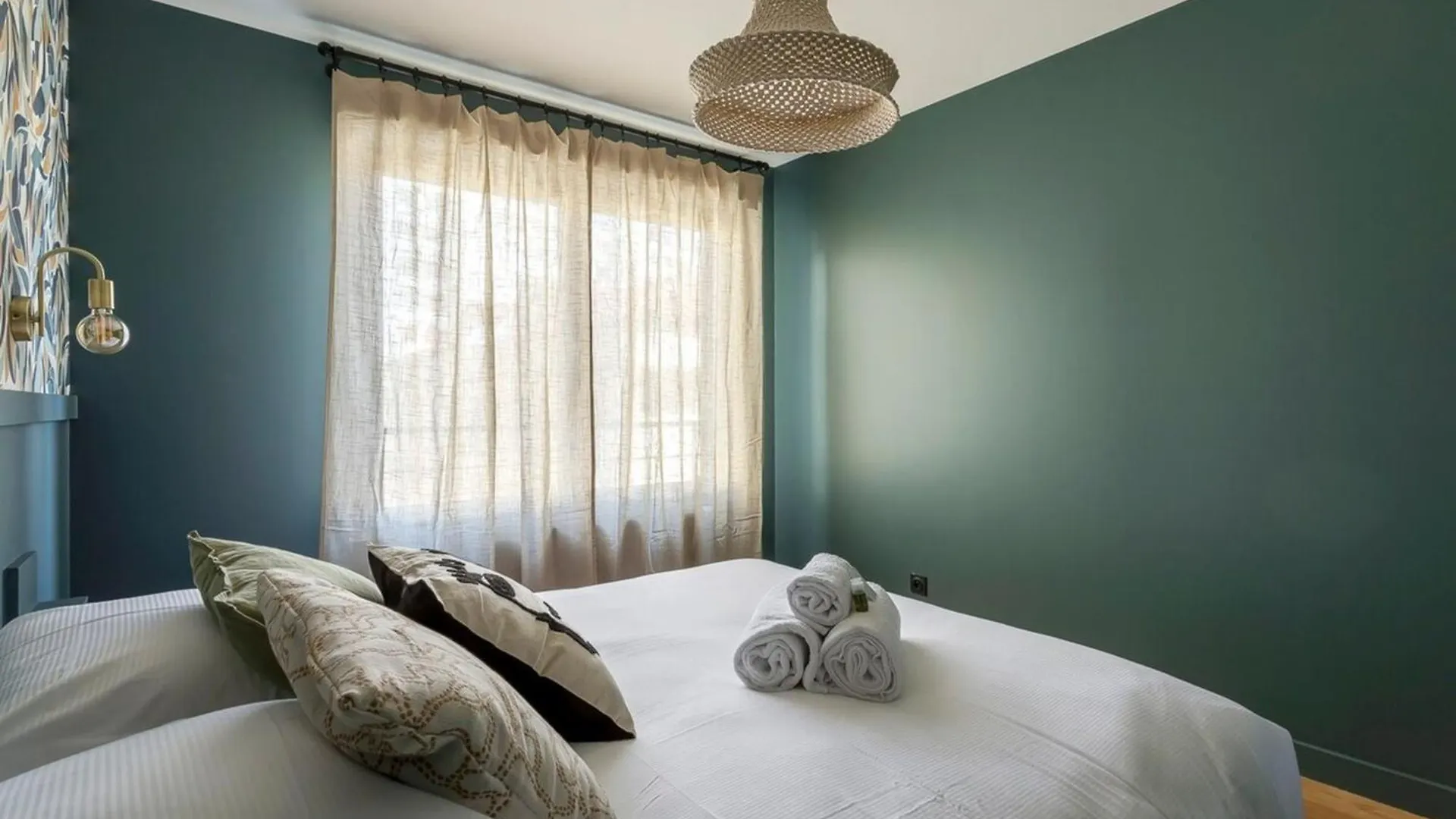 Lyon 8Th 3-Bedroom Apartment - 6 Guests