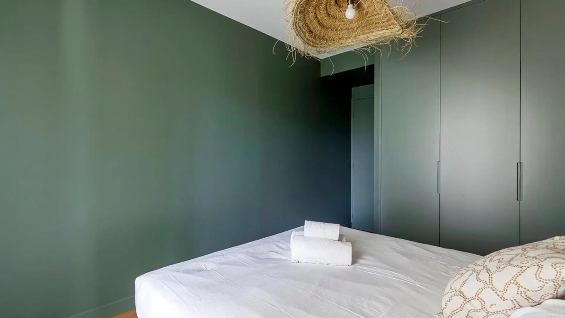 Lyon 8Th 3-Bedroom Apartment - 6 Guests